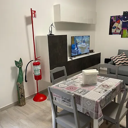 Apartament Chiara's Urban Oasis - - Duomo 8 Min Mediolan