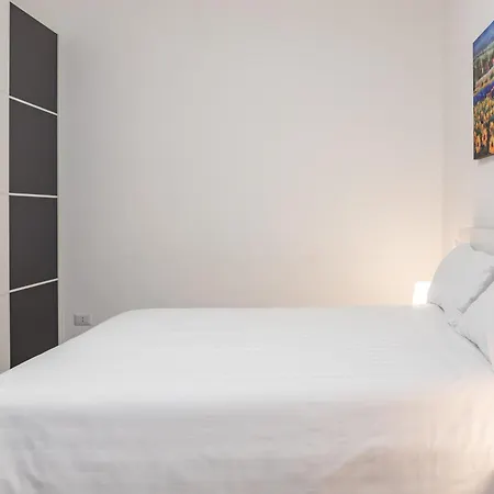 Apartament Chiara's Urban Oasis - - Duomo 8 Min Mediolan