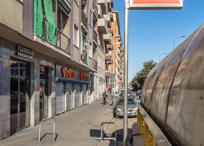 Chiara's Urban Oasis - - Duomo 8 Min